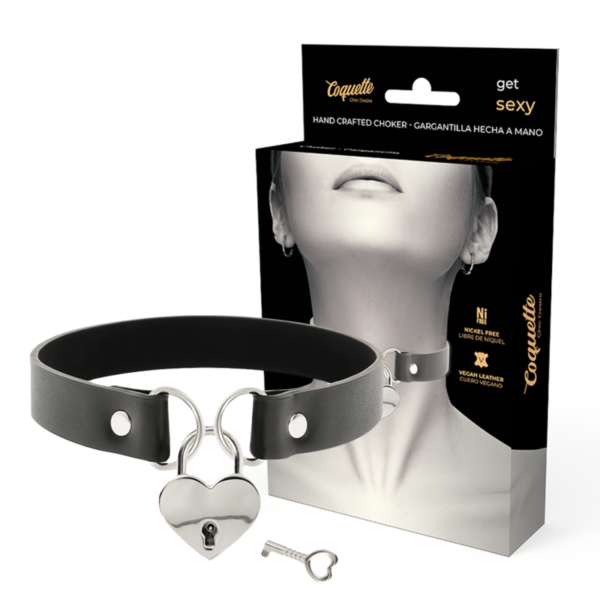 vVigoroso COQUETTE CHIC DESIRE - COLAR DE COURO VEGANO COM ACESSÓRIO DE CORAO COM CHAVE