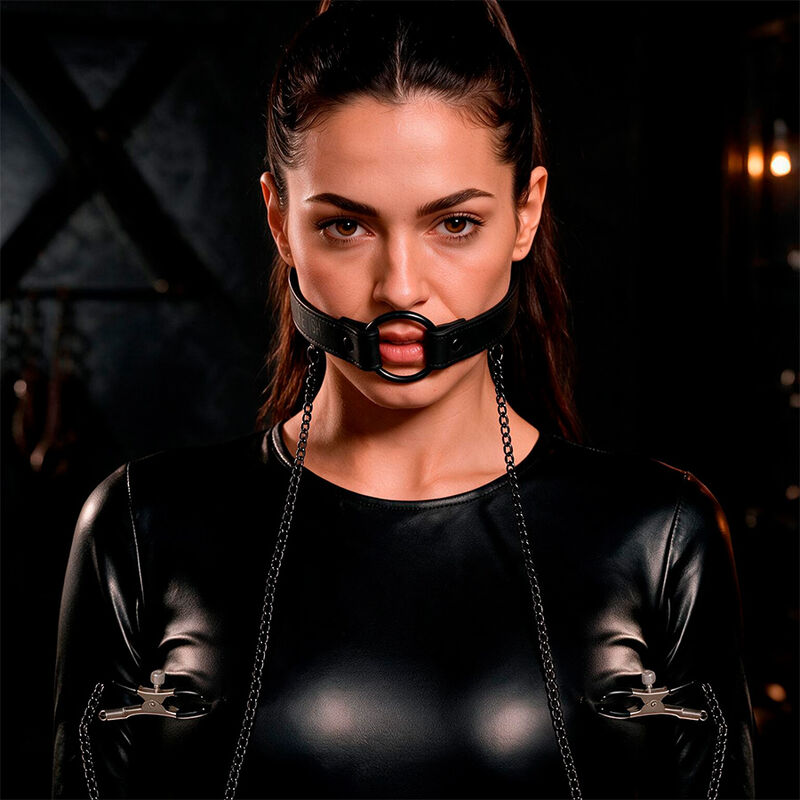 FETISH SUBMISSIVE - ANEL DE GAG COM GRAMPOS DE BICO - Image 4